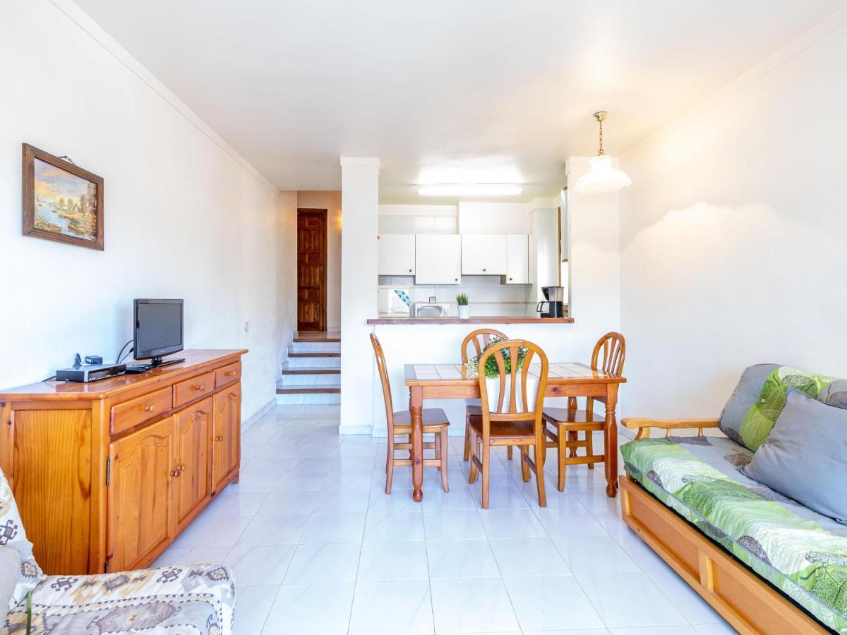 Apartment Els Jardins III By Interhome 로지즈 외부 사진